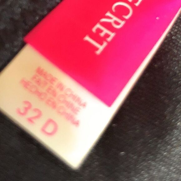 Victoria's Secret Bikini Top - Picture 5 of 5